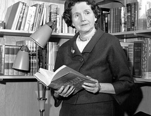 Rachel Carson, la grande biologa marina e scrittrice
